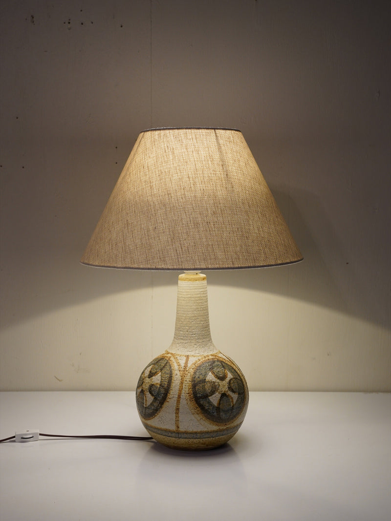 Soholm , Noomi Backhausen <br>セラミック テーブルランプ <br>Denmark <br>大阪店