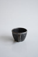 小野 象平<br>黒化粧 マグカップ<br>大阪店 - ヴィンテージ SHARK ATTACK