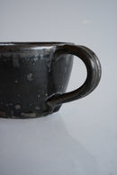 小野 象平<br>黒化粧 マグカップ<br>大阪店 - ヴィンテージ SHARK ATTACK