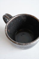 小野 象平<br>黒化粧 マグカップ<br>大阪店 - ヴィンテージ SHARK ATTACK