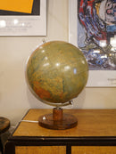 グローブライト <br>1970-1980's , East Germany <br>大阪店
