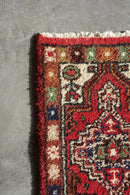 トライバルラグ 60×39(cm) <br>ヴィンテージ<br>大阪店 - ヴィンテージ SHARK ATTACK