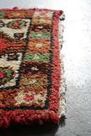 トライバルラグ 60×39(cm) <br>ヴィンテージ<br>大阪店 - ヴィンテージ SHARK ATTACK