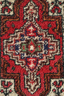 トライバルラグ 60×39(cm) <br>ヴィンテージ<br>大阪店 - ヴィンテージ SHARK ATTACK