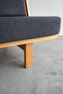 GETAMA , Hans J. Wegner <br>ファブリック デイベッド <br>Denmark <br>大阪店 hold nkmr - ヴィンテージ SHARK ATTACK