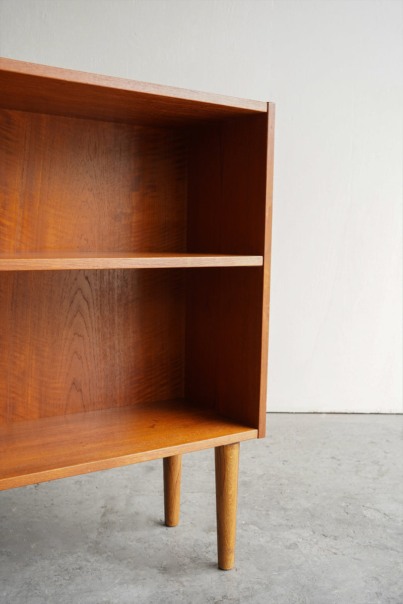 ウッド ブックシェルフ<br>大阪店 - ヴィンテージ SHARK ATTACK