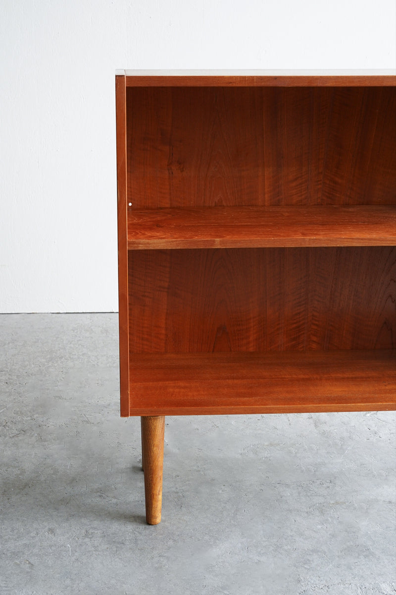 ウッド ブックシェルフ<br>大阪店 - ヴィンテージ SHARK ATTACK