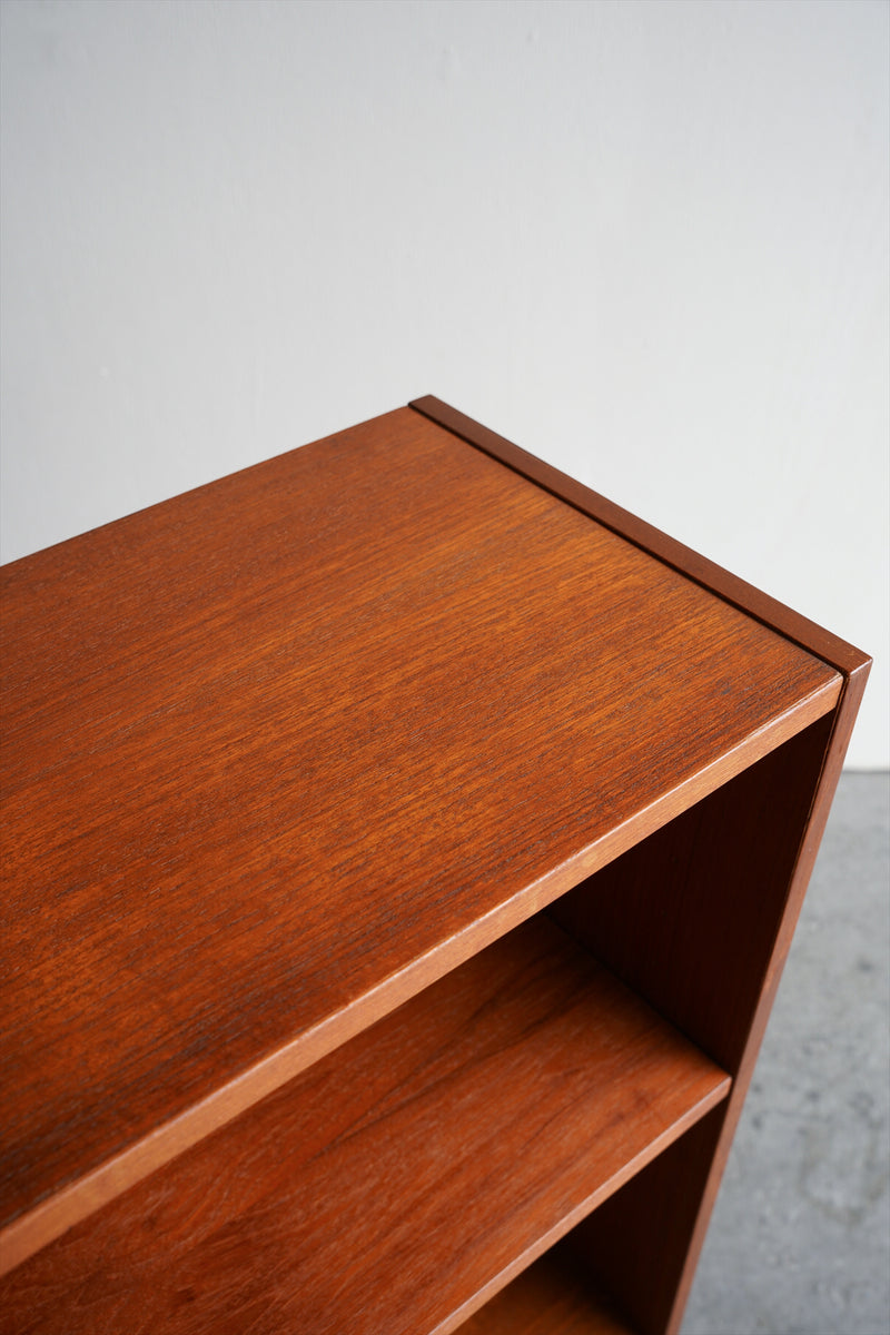 ウッド ブックシェルフ<br>大阪店 - ヴィンテージ SHARK ATTACK