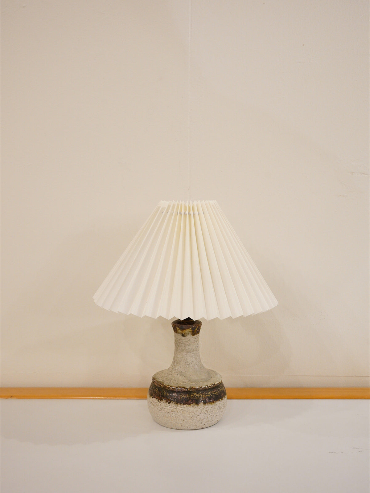 AXELLA セラミック テーブルランプ Denmark ヴィンテージ SHARK ATTACK