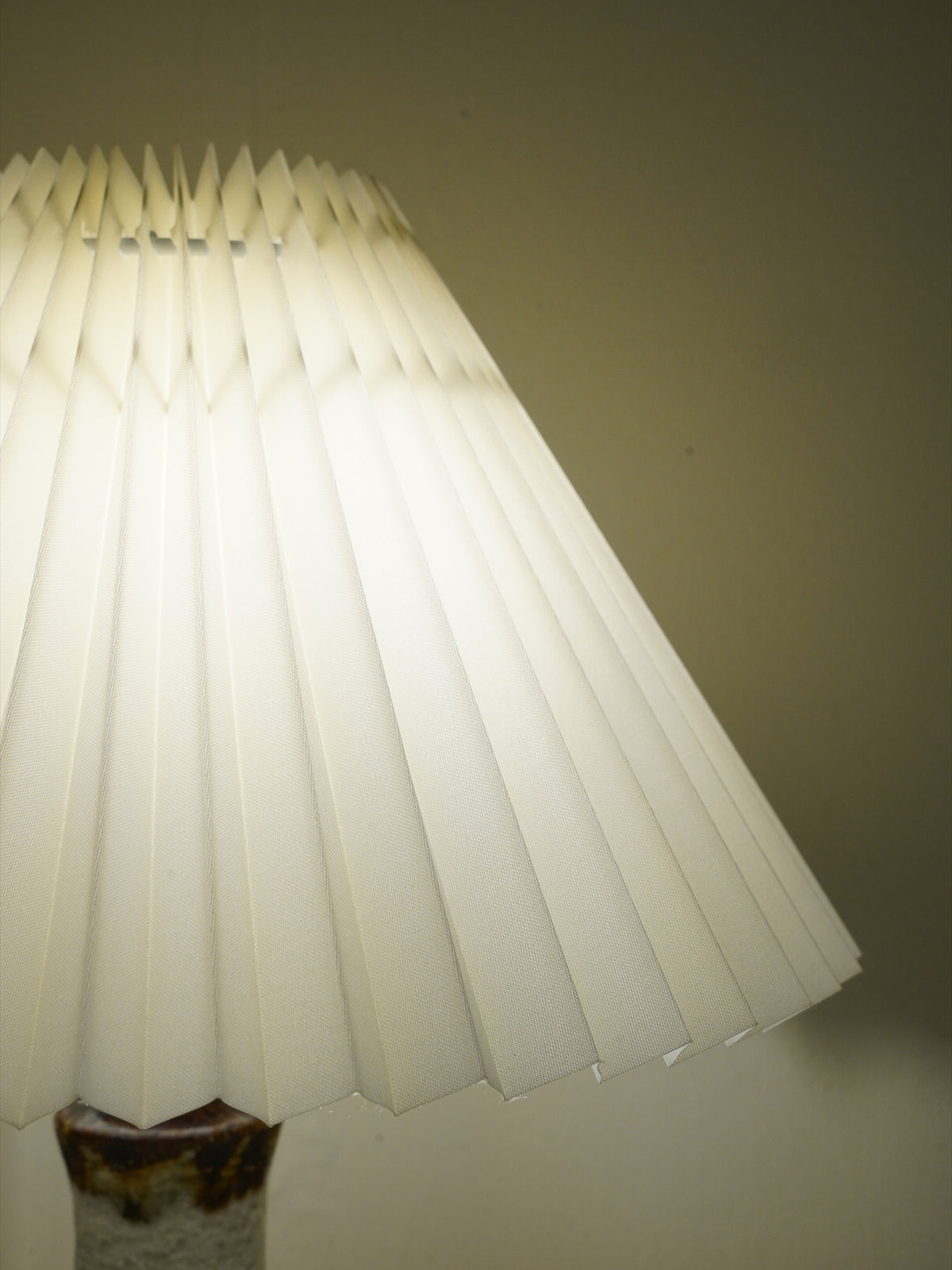 AXELLA セラミック テーブルランプ Denmark ヴィンテージ SHARK ATTACK