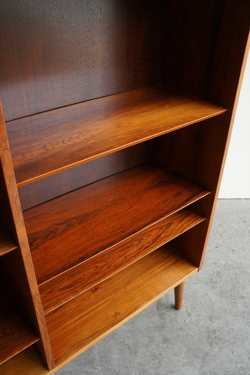 ウッド ブックシェルフ<br>大阪店 - ヴィンテージ SHARK ATTACK