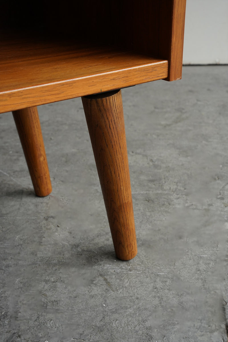 ウッド ブックシェルフ<br>大阪店 - ヴィンテージ SHARK ATTACK