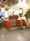 チークウッド サイドボード <br> 1950s-1960's , Sweden <br> 大阪店