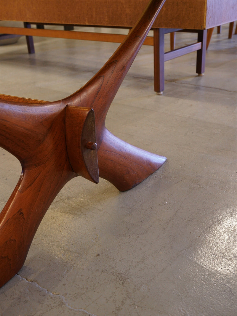 LOW TABLE / SIDE TABLE