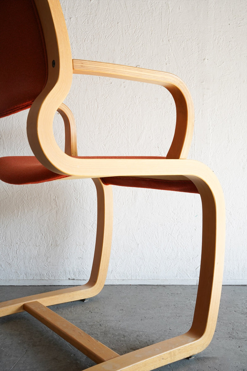Vintage cantilever armchair by Magnus Olesen<br> Osaka store