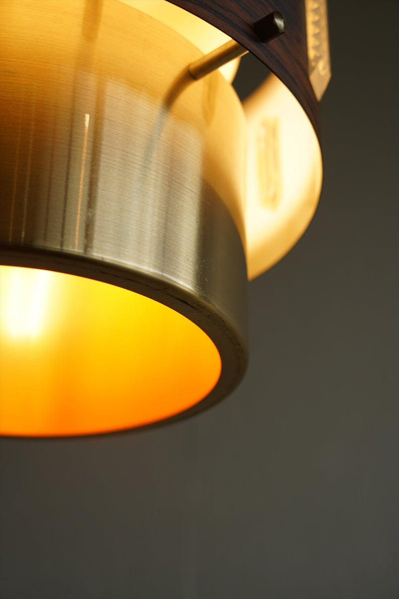 ペンダントランプ<br>1970's<br>ceroteantiques - ヴィンテージ SHARK ATTACK