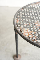 アイアン ラウンドディスプレイテーブル(D)<br>大和店 - ヴィンテージ SHARK ATTACK