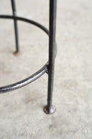 アイアン ラウンドディスプレイテーブル(E)<br>大阪店 - ヴィンテージ SHARK ATTACK