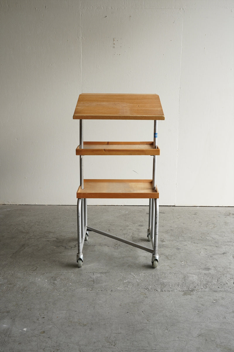 ウッド チルトトップワゴン<br>大阪店 - ヴィンテージ SHARK ATTACK