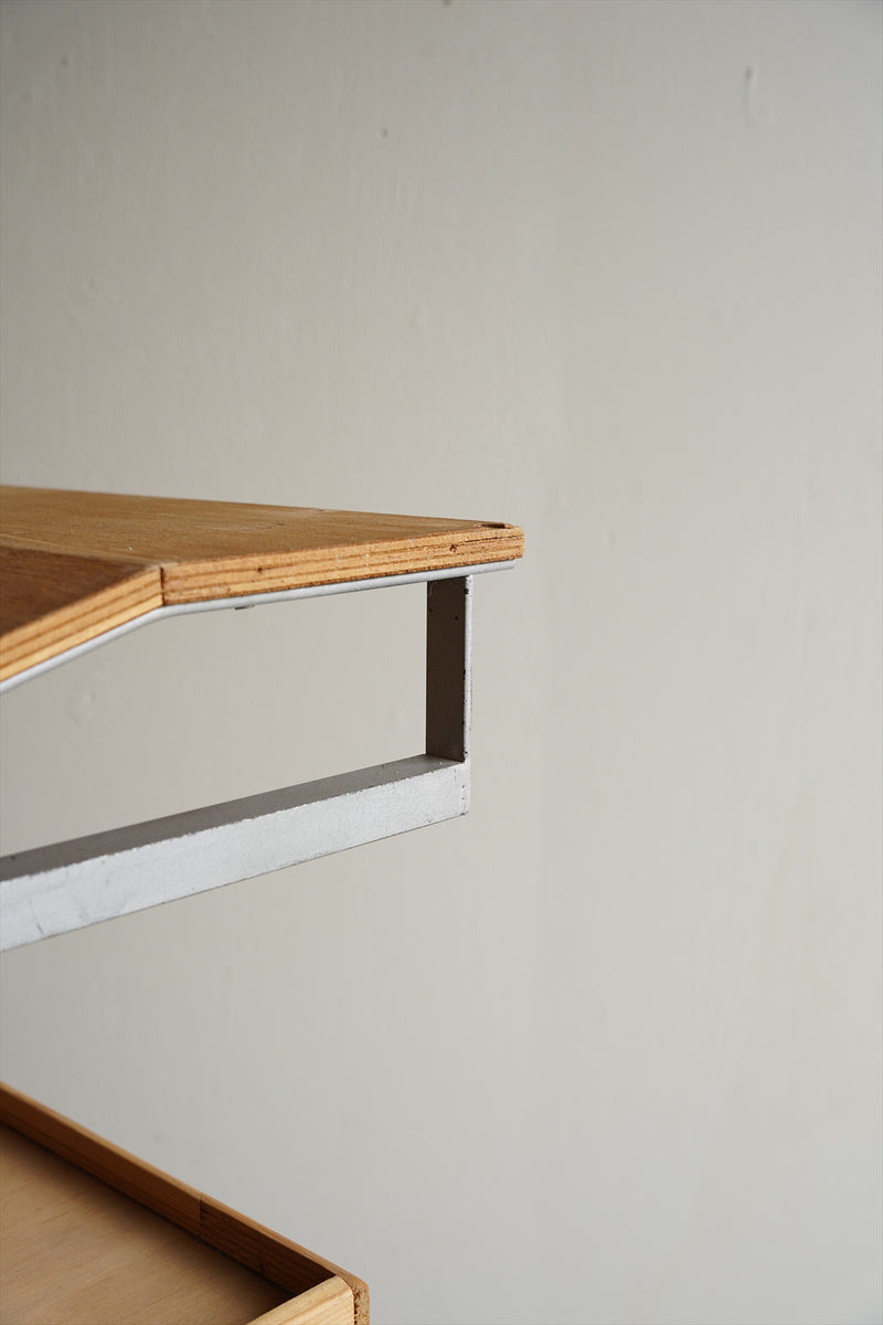 ウッド チルトトップワゴン<br>大阪店 - ヴィンテージ SHARK ATTACK