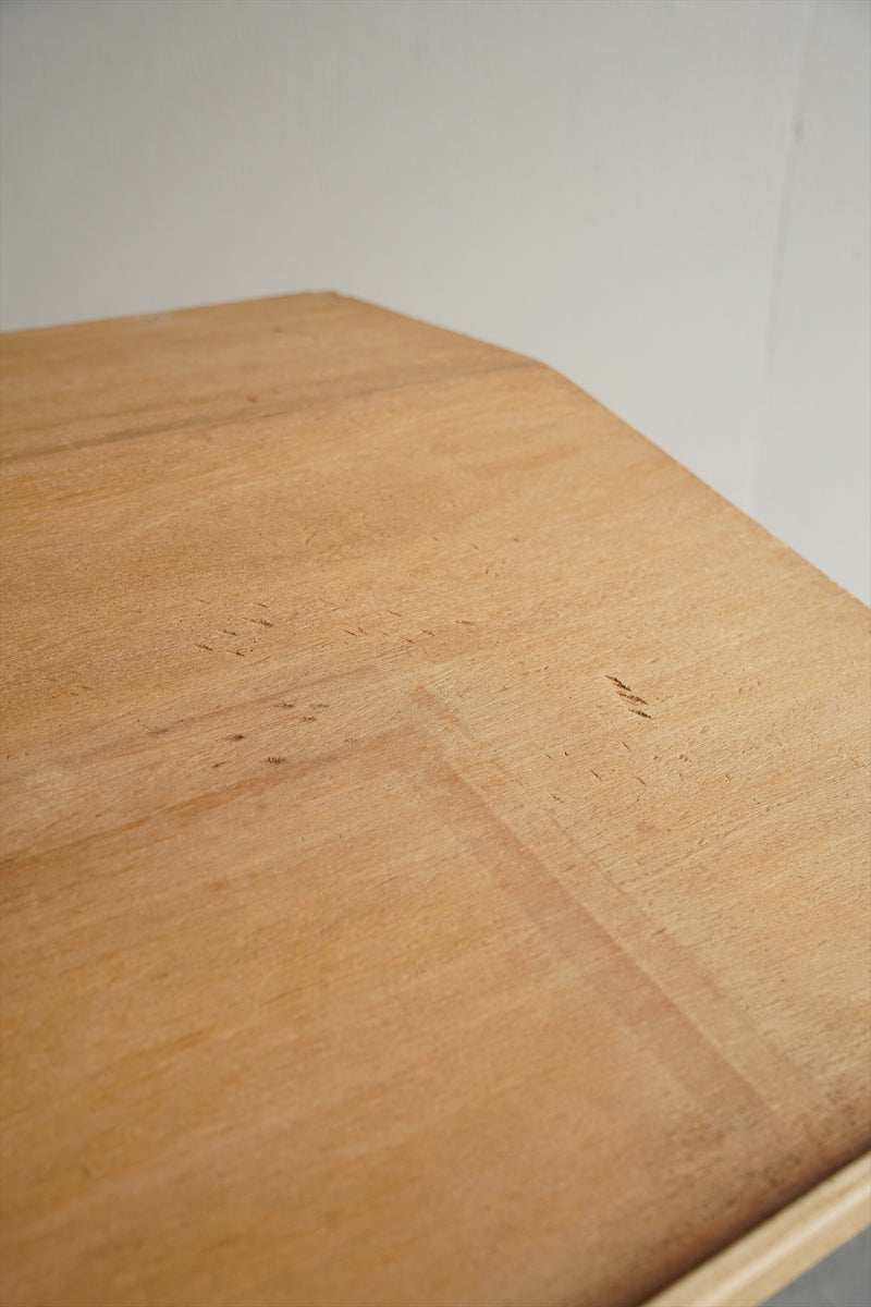 ウッド チルトトップワゴン<br>大阪店 - ヴィンテージ SHARK ATTACK