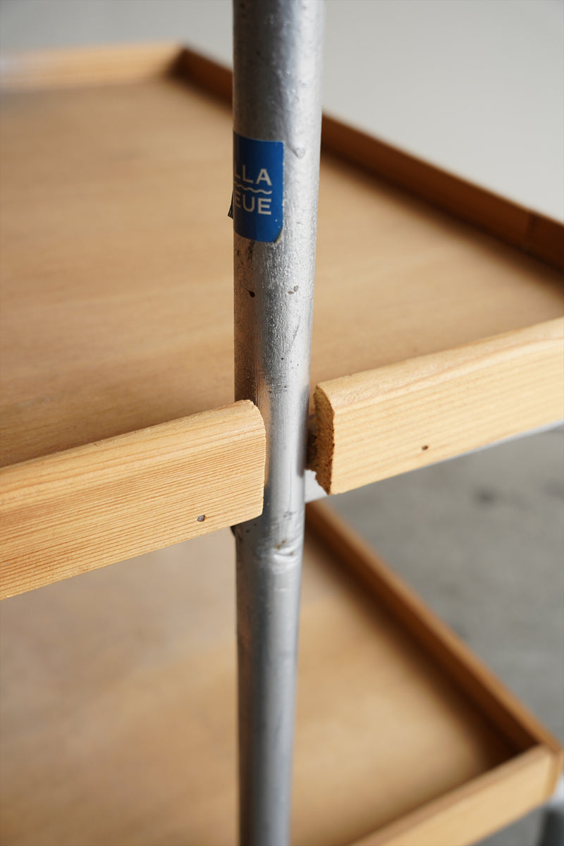 ウッド チルトトップワゴン<br>大阪店 - ヴィンテージ SHARK ATTACK