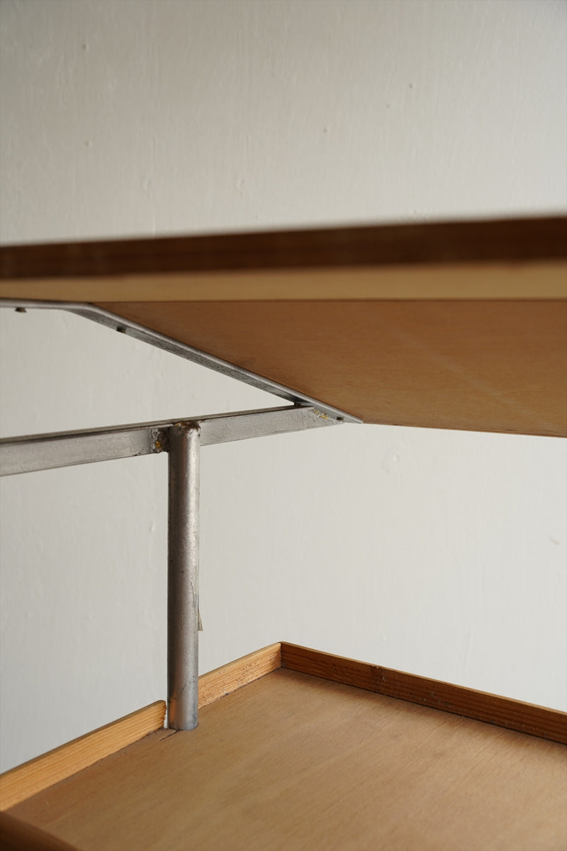 ウッド チルトトップワゴン<br>大阪店 - ヴィンテージ SHARK ATTACK