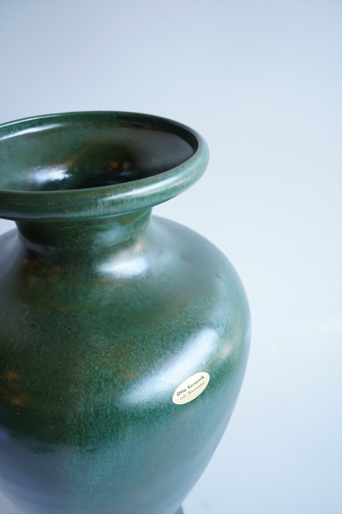 Otto Keramik <br>Vase 2705 <br>大阪店 - ヴィンテージ SHARK ATTACK