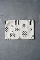 モロッコクッション/ベニワレン　57×37<br>大和店 - ヴィンテージ SHARK ATTACK