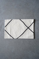 モロッコクッション/ベニワレン　57×37<br>大和店 - ヴィンテージ SHARK ATTACK