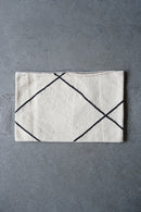 モロッコクッション/ベニワレン　57×37<br>大和店 - ヴィンテージ SHARK ATTACK