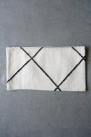 モロッコクッション/ベニワレン　67×38<br>大和店 - ヴィンテージ SHARK ATTACK