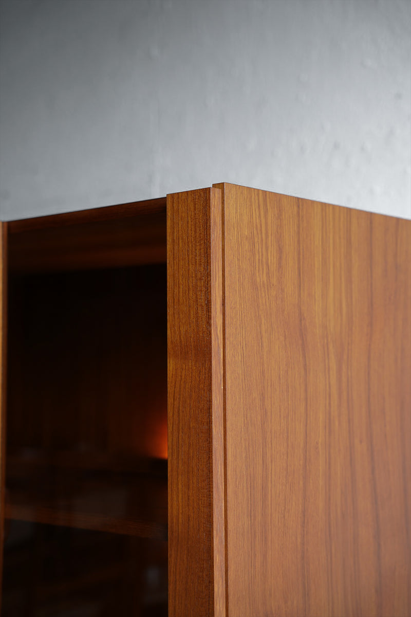Teak wood cabinet/cupboard vintage Osaka store