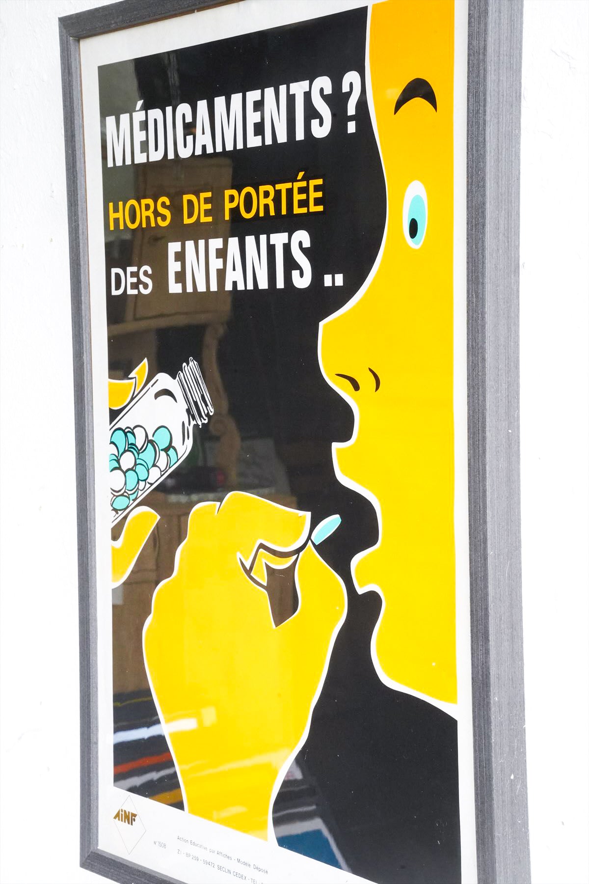 France ウォールポスター<br>ヴィンテージ <br> 大阪店・千駄ヶ谷店・大和店 - ヴィンテージ SHARK ATTACK