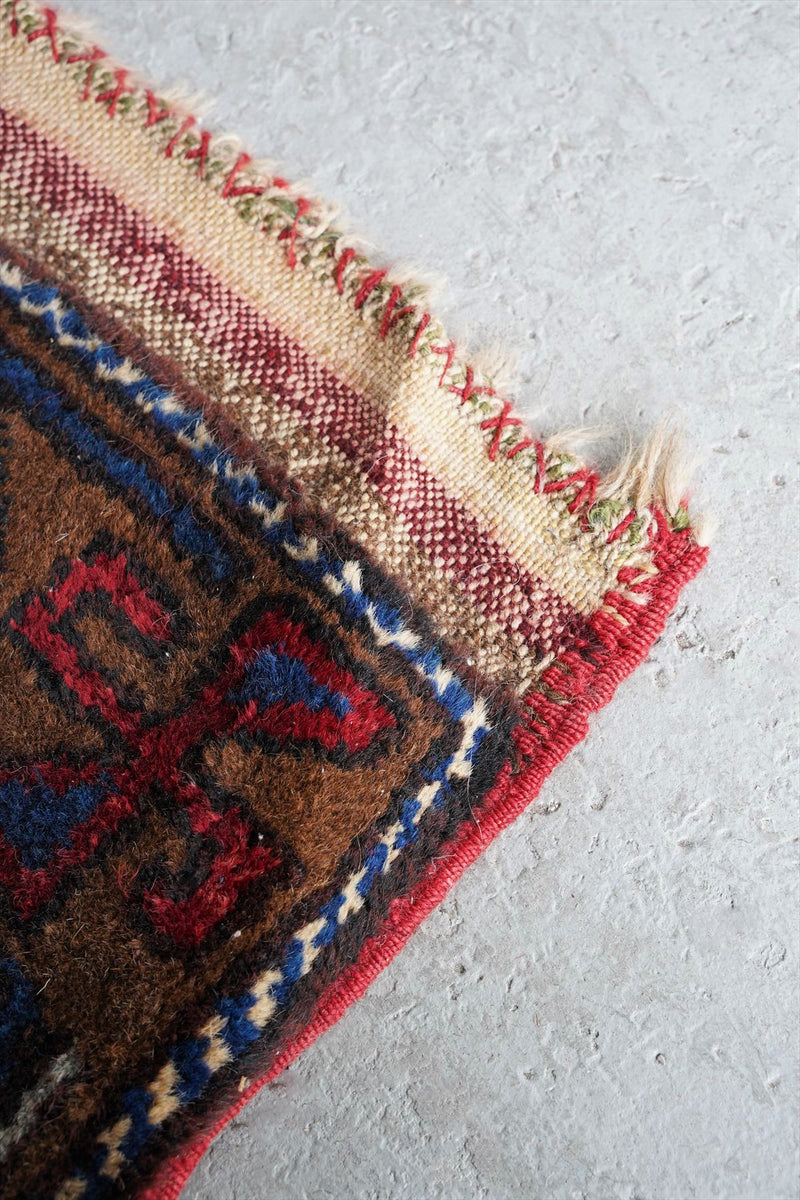 (Checking availability) Tribal rug 2300×1150<br> vintage osaka store
