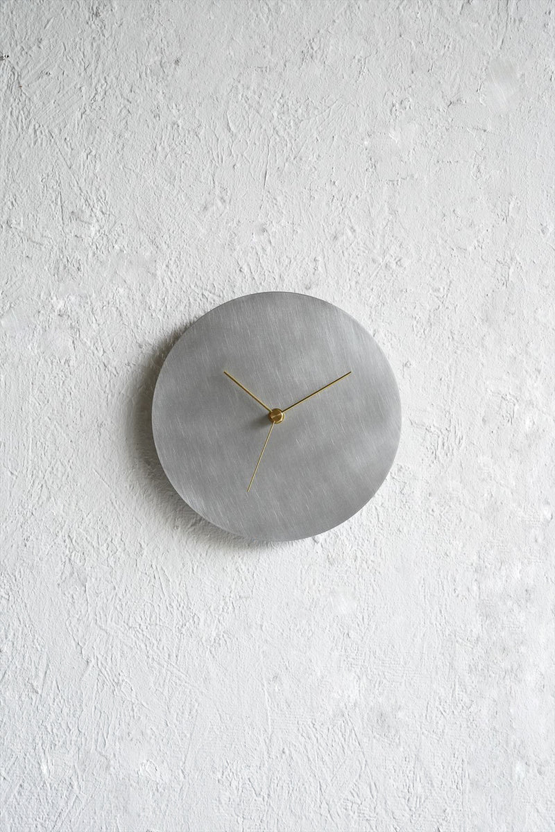 KUMIJI<br>壁掛け時計-minimal wall clock<br>/ アルミニウム