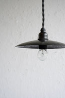 KUMIJI<br>ペンダントランプ<コリーヌ-180><br>真鍮黒染め - ヴィンテージ SHARK ATTACK