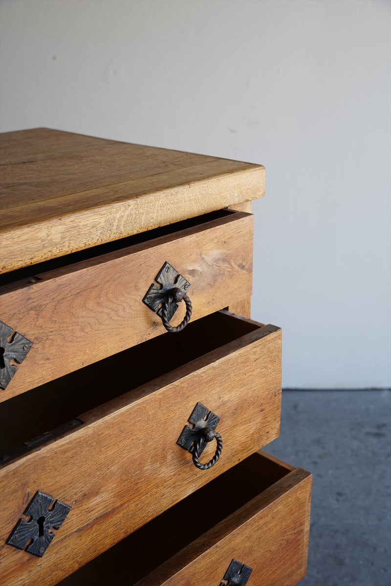 オークウッド チェスト<br>大阪店 - ヴィンテージ SHARK ATTACK