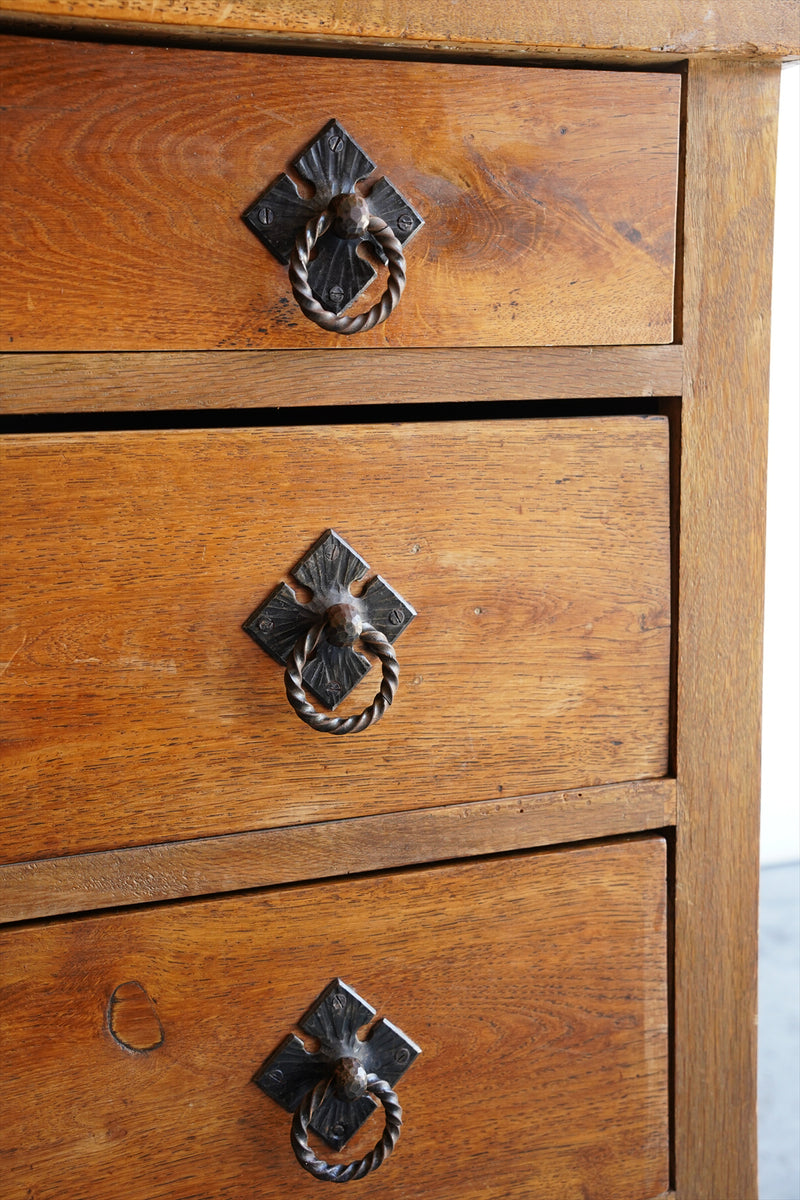 オークウッド チェスト<br>大阪店 - ヴィンテージ SHARK ATTACK