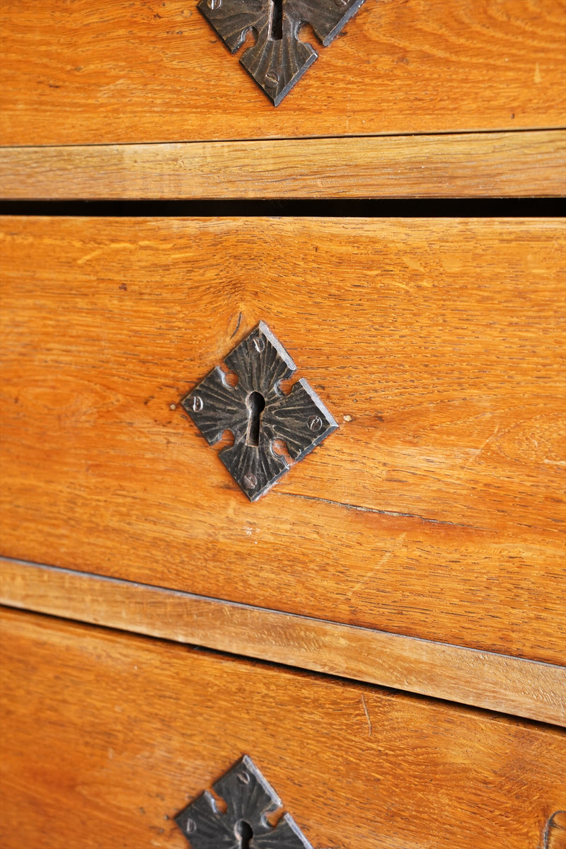 オークウッド チェスト<br>大阪店 - ヴィンテージ SHARK ATTACK