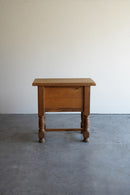 オークウッド チェスト / サイドテーブル <br>大阪店 - ヴィンテージ SHARK ATTACK