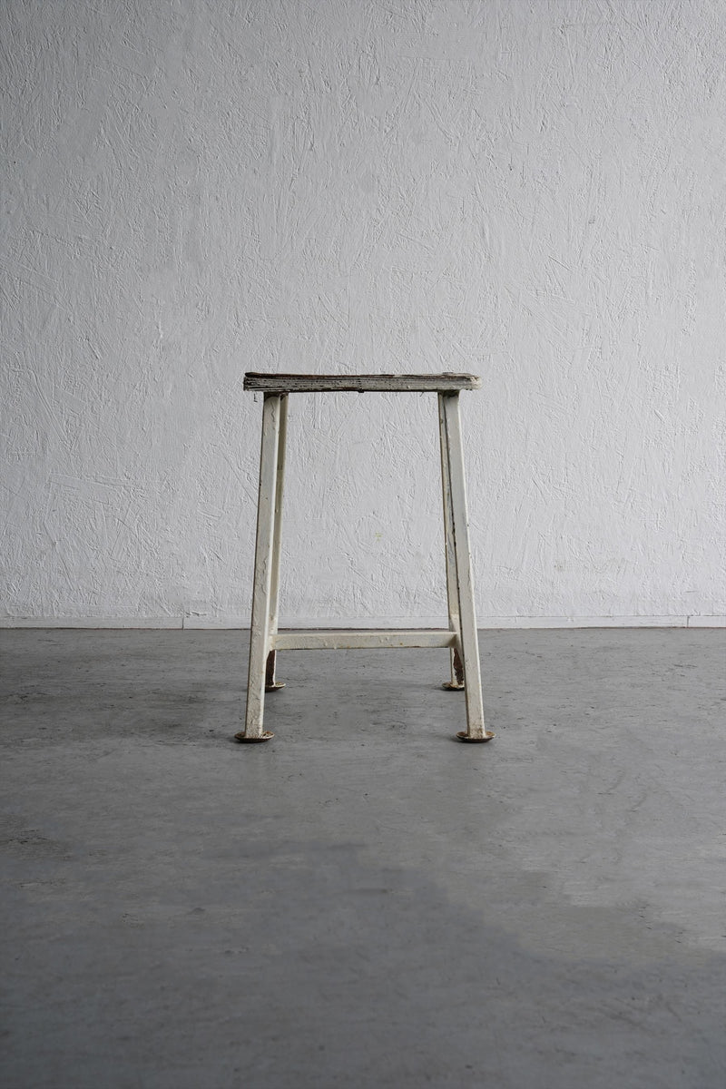 white paint side table vintage<br> Osaka store
