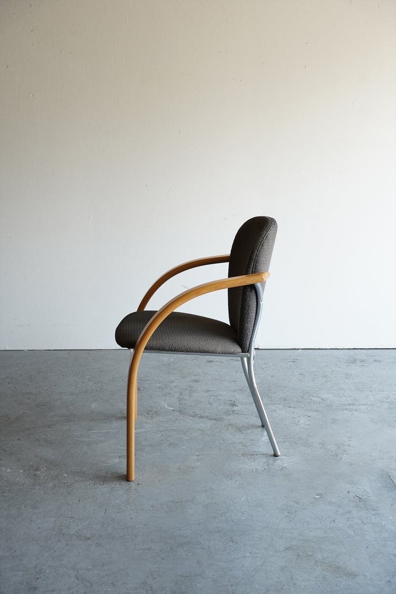 ファブリック アームチェア <br>大阪店 - ヴィンテージ SHARK ATTACK