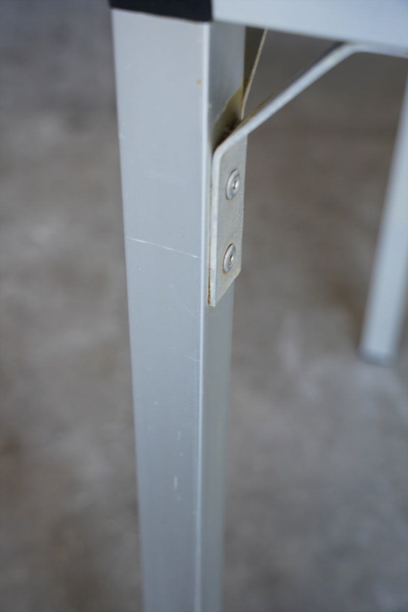 タイルトップ コーヒーテーブル <br>大阪店 - ヴィンテージ SHARK ATTACK