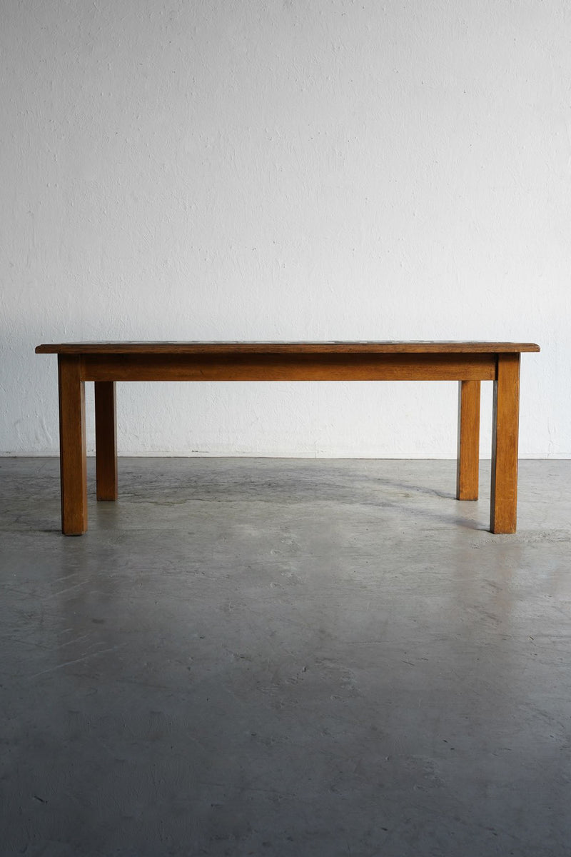 tile top coffee table<br> vintage<br> Osaka store
