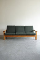 GETAMA , Hans J. Wegner <br>3シーターソファ <br>Denmark <br>大阪店 - ヴィンテージ SHARK ATTACK