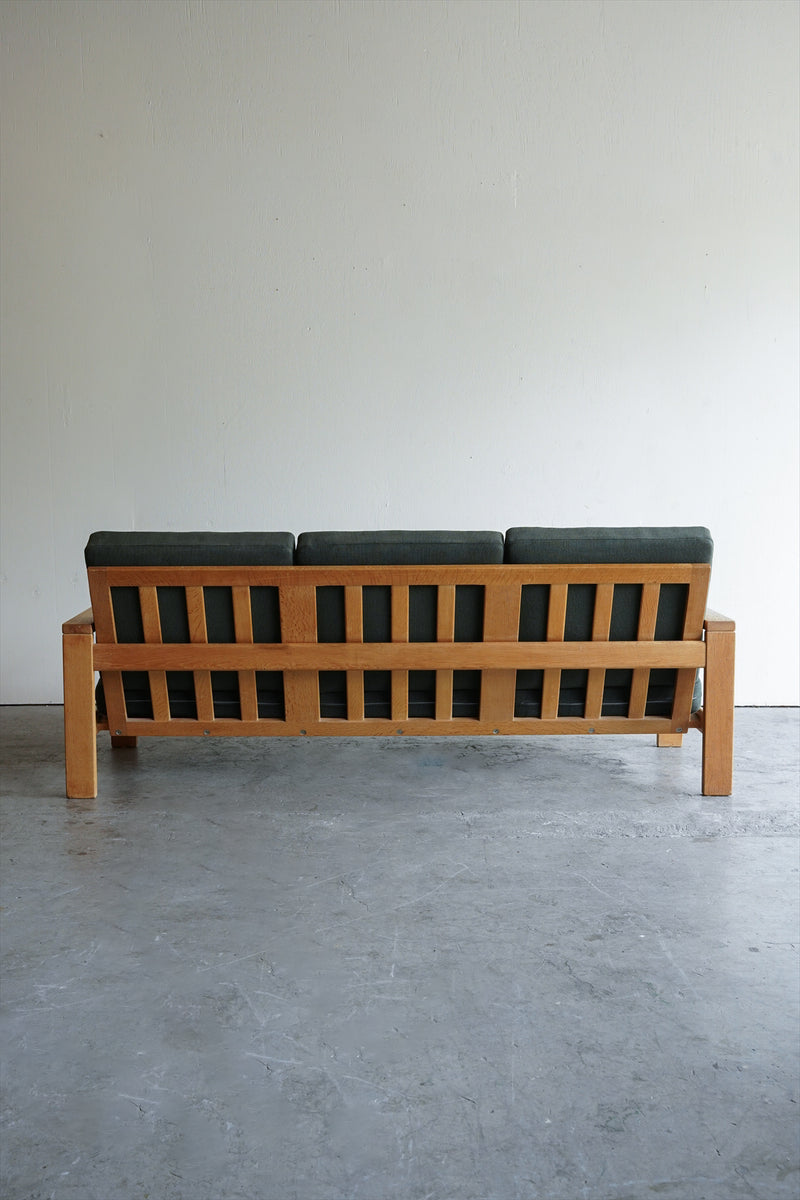 GETAMA , Hans J. Wegner <br>3シーターソファ <br>Denmark <br>大阪店 - ヴィンテージ SHARK ATTACK