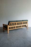 GETAMA , Hans J. Wegner <br>3シーターソファ <br>Denmark <br>大阪店 - ヴィンテージ SHARK ATTACK