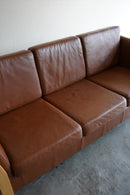 レザー ３シーターソファ <br>大阪店 - ヴィンテージ SHARK ATTACK