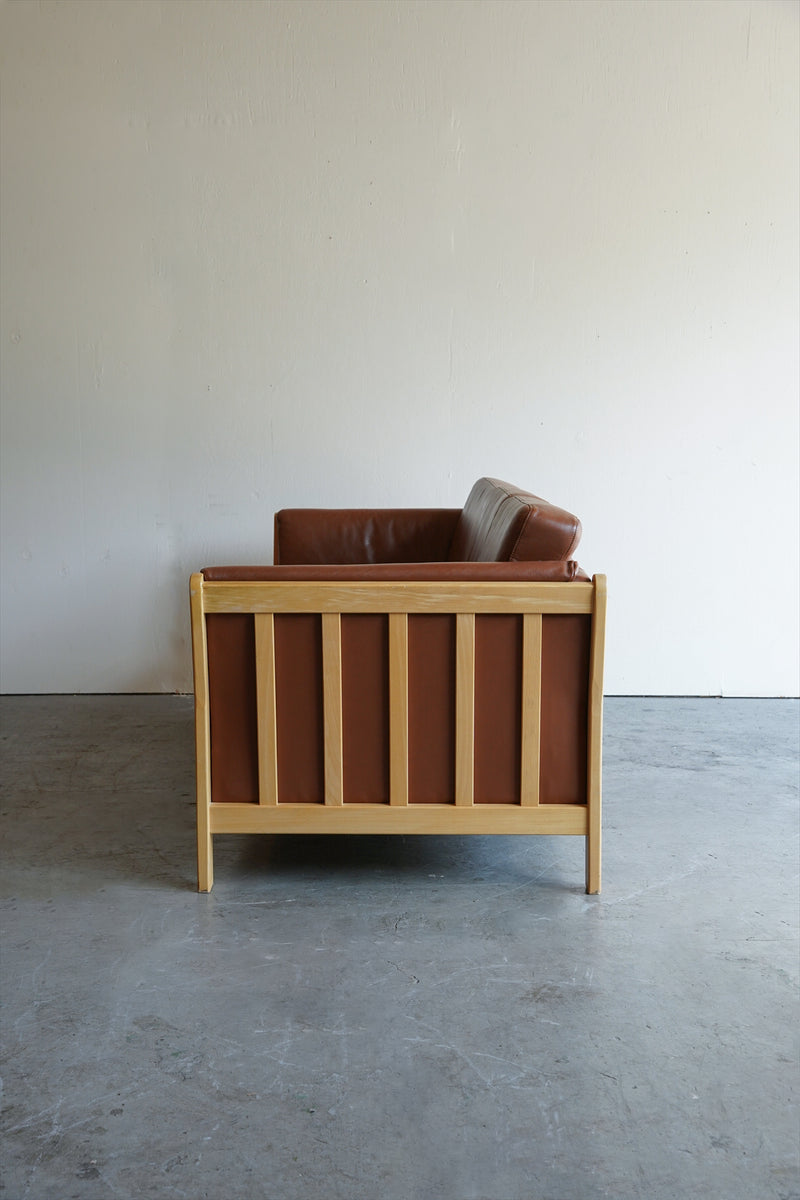 レザー ３シーターソファ <br>大阪店 - ヴィンテージ SHARK ATTACK